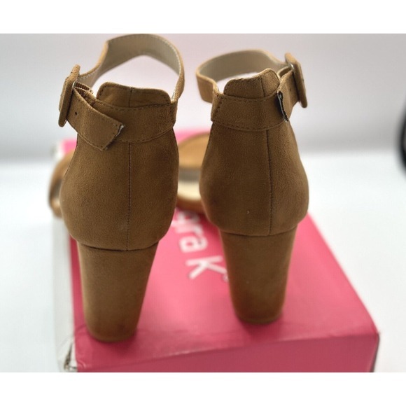 Allegra K Nude Faux Suede Ankle Strap Block Heel Sandals 11‎ 05-04 - Picture 6 of 6